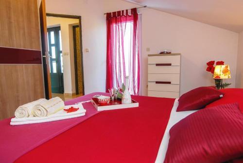 Apartments By The Sea Ugljan - 8468