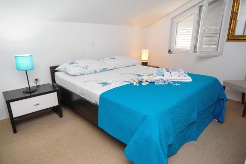 Apartments By The Sea Ugljan - 8468