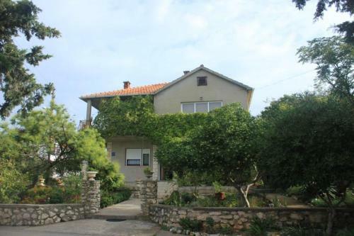 Apartments By The Sea Ugljan - 8519