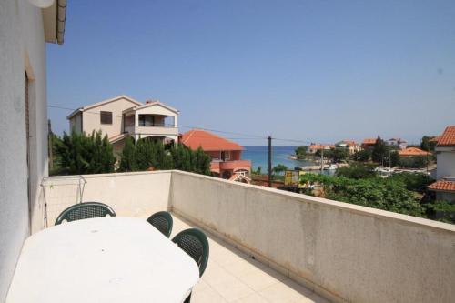 Apartments By The Sea Ugljan - 8301