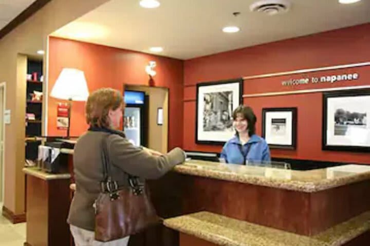 Hotel Hampton Inn Napanee-ontario Canada