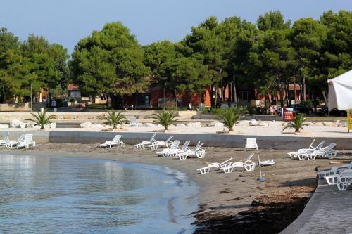 Apartments With A Parking Space Umag - 7043