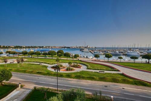 Villa Seafront Umag Apartment