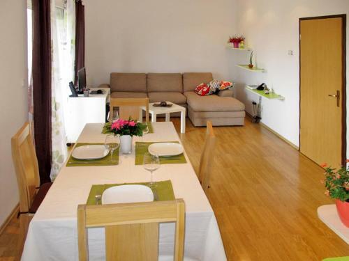 Apartment Ticy (prc169)
