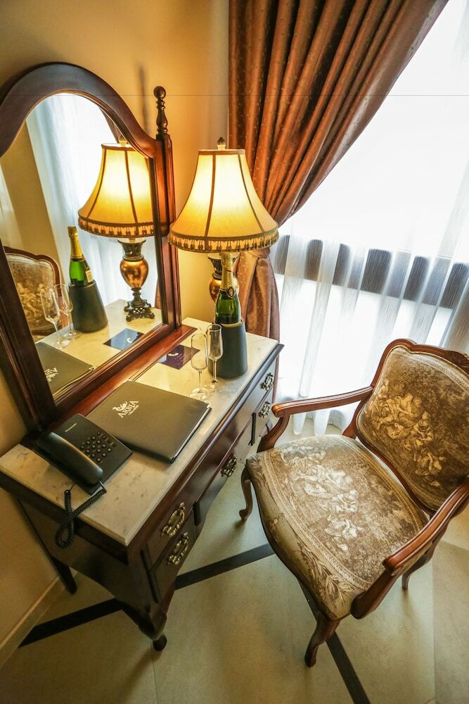 Bed & Breakfast Arbia Dorka Heritage Palace