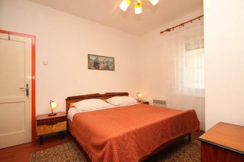 Apartment Veli Rat 437c