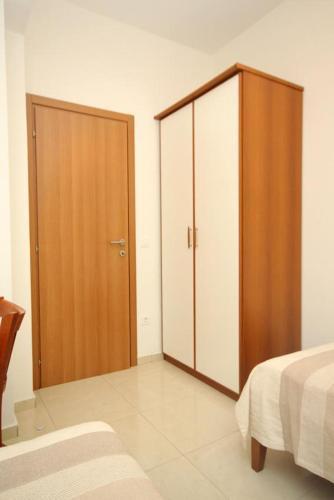 Apartment Verunic 8103a
