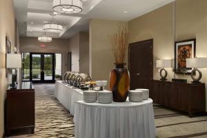 Hotel Embassy Suites - Savannah Airport