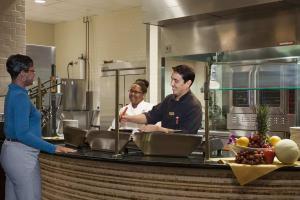 Hotel Embassy Suites - Savannah Airport