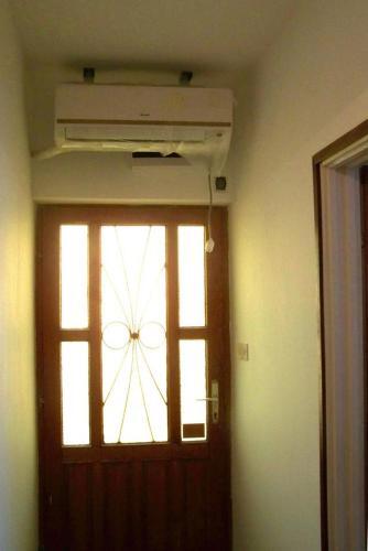 Apartments By The Sea Vinisce (trogir) - 4288