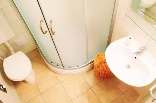 Seaside Holiday House Vinisce (trogir) - 12066