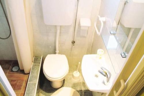 Seaside Holiday House Vinisce (trogir) - 12066