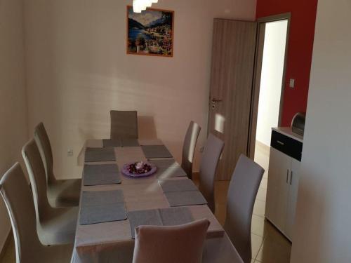 Apartments In Vinisce 34245