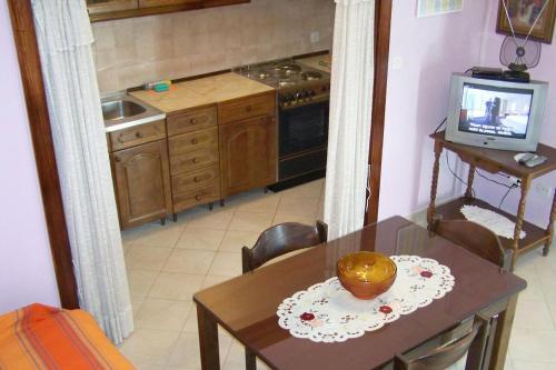 Apartment Vinisce 4288b