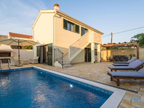 Villa Ive