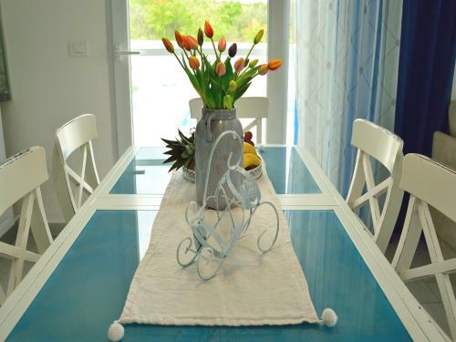 Villa Anna With Pool, Zadar County