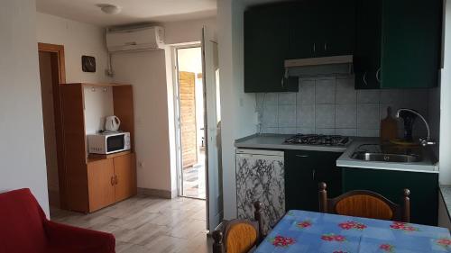 Apartments By The Sea Vinjerac (zadar) - 13985