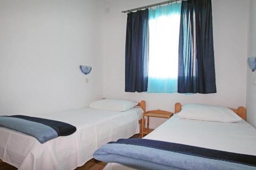 Apartments By The Sea Vinjerac (zadar) - 5824