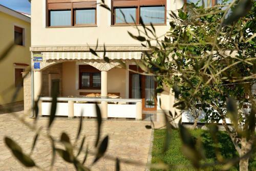 Apartment Isi?