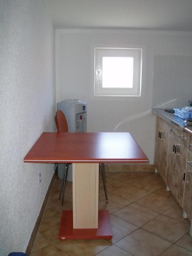 One-bedroom Apartment In Vir III