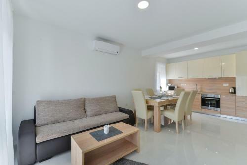 Apartments Resort Mirakul