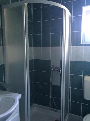 One-bedroom Apartment In Vir IV