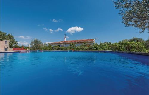 Holiday Home Vir With Sea View 11