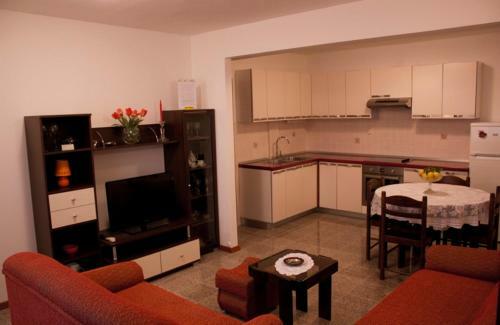 Hostal Apartment And Room Daria
