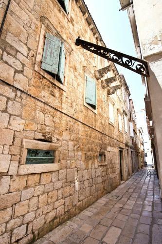 Hostal Apartment And Room Daria