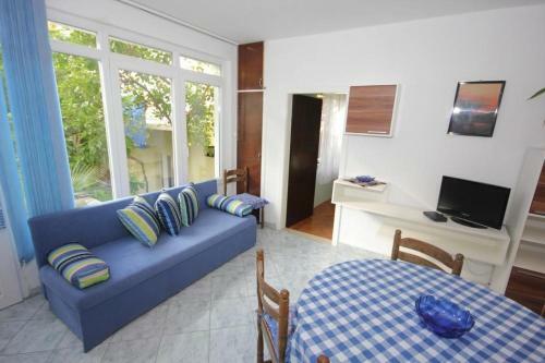 Apartment Vis 8534a