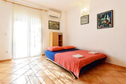 Apartments With A Parking Space Vodice - 12667