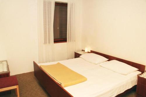 Hostal Rooms By The Sea Vodice - 4228