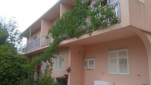 Apartments By The Sea Vodice - 14977