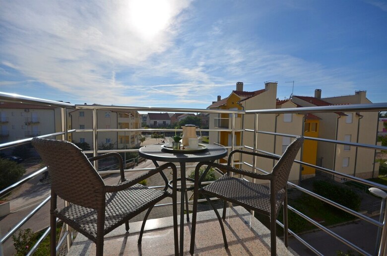 Apartments Mara