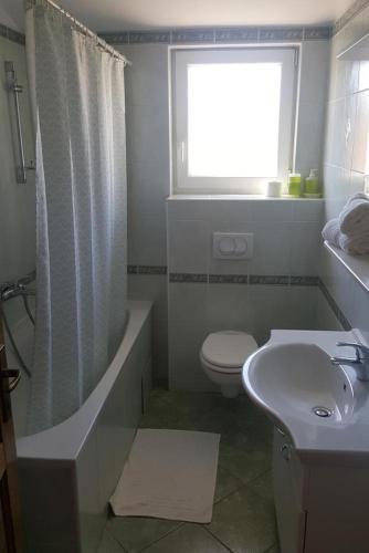 Apartments With A Parking Space Vodice - 13997