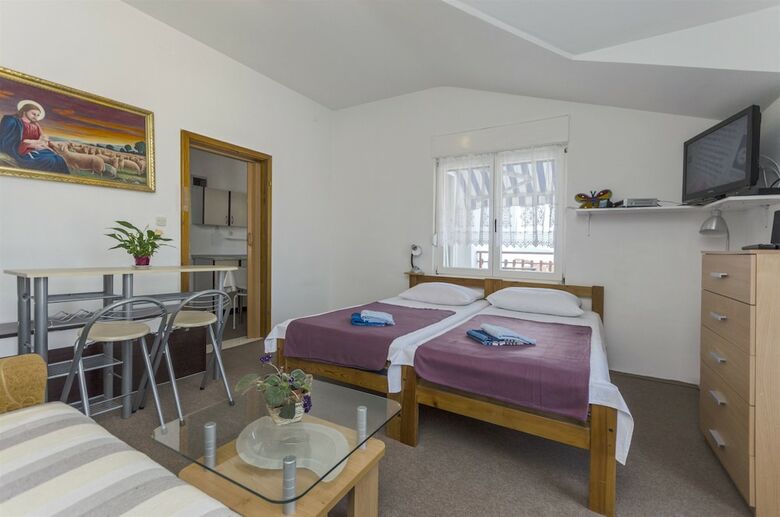 Apartment Branka Vodice