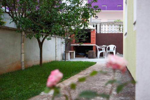 Apartments With A Parking Space Vodice - 6233