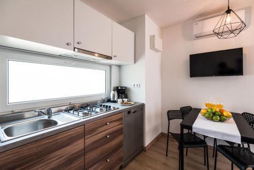 Seaside Apartments With A Swimming Pool Vodice - 16362