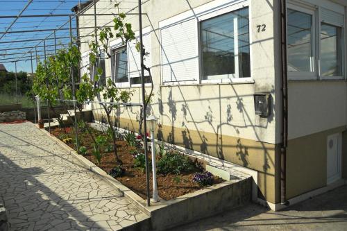 Apartments With A Parking Space Vodice - 11291