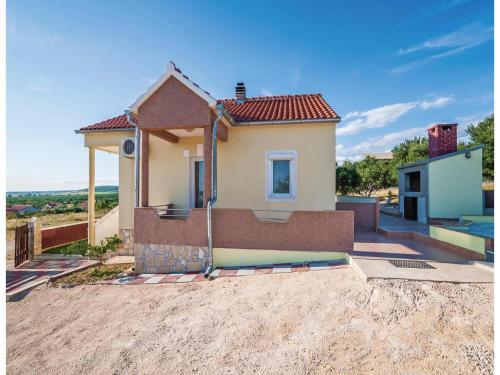 Two-bedroom Holiday Home In Vrana
