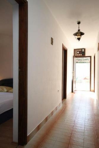 Apartments By The Sea Basina (hvar) - 8749