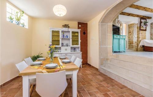Two-bedroom Apartment In Vrbnik