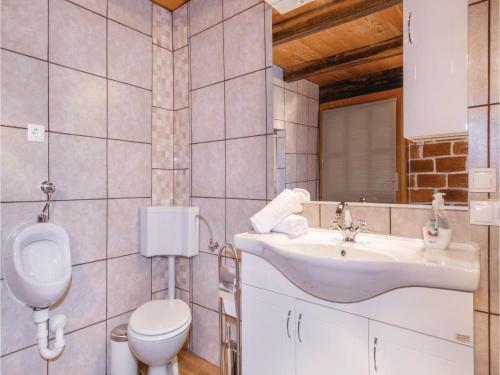 Two-bedroom Holiday Home In Vrbovec