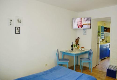 Promenade Apartment