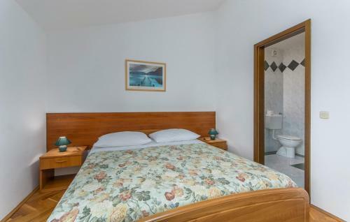 Hostal Apartments Evelyn Brostolade