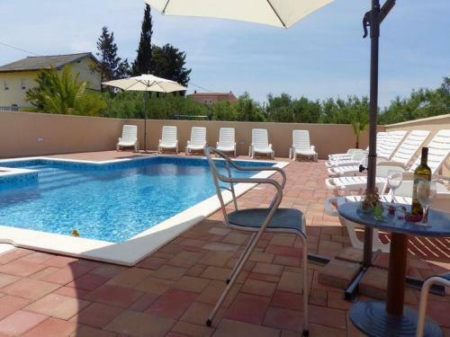 Holiday Home Stipe