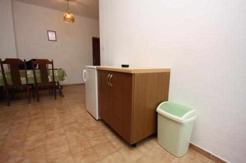Family Friendly Seaside Apartments Vrsi - Mulo (zadar) - 6155