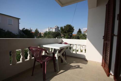 Family Friendly Seaside Apartments Vrsi - Mulo (zadar) - 6155
