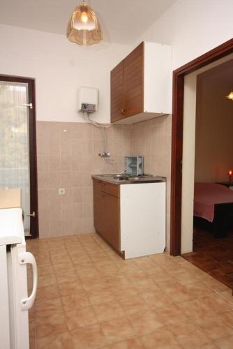 Family Friendly Seaside Apartments Vrsi - Mulo (zadar) - 6155
