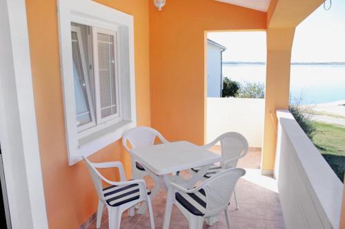 Apartments By The Sea Vrsi - Mulo (zadar) - 5844